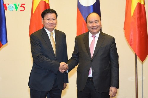 Vietnam, Laos pledge implementation of high-level agreements - ảnh 2